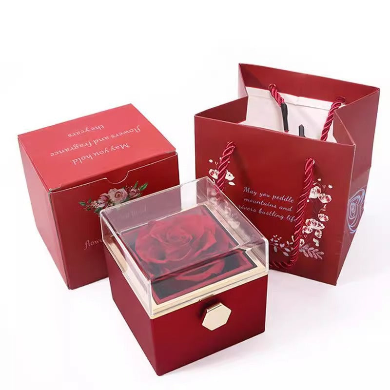 Jewelry Engraving in Everlasting Rose Box