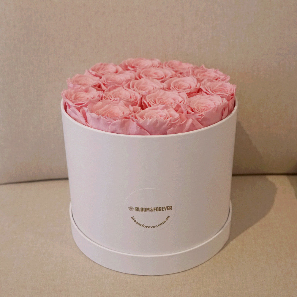 Close-up of white grand round eternal rose gift box design