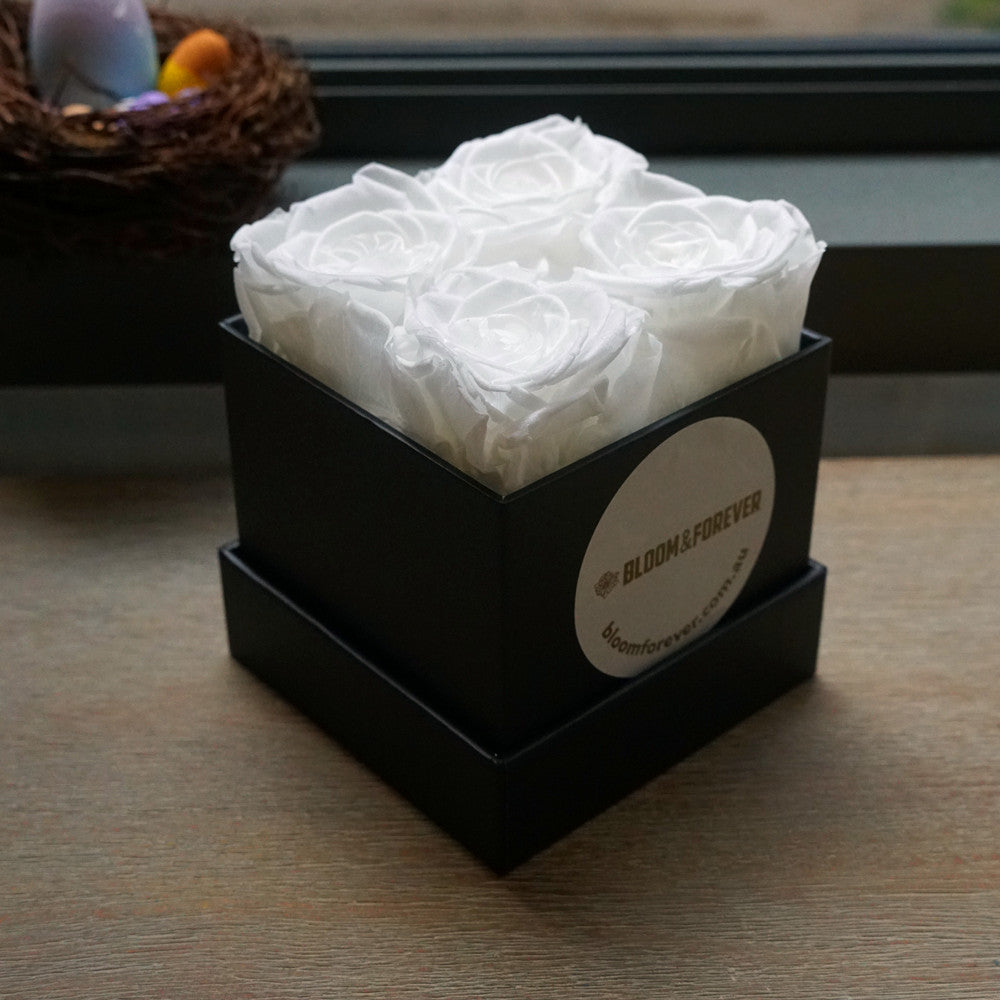Mini square eternal white gift box in pink, front view